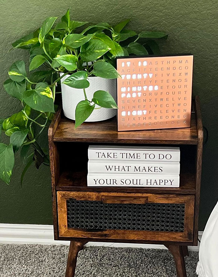 Add A Techy Touch To His Space With This Ultra-Sleek, LED Light-Up Word Clock – A Modern Masterpiece For All Decor Enthusiasts Out There