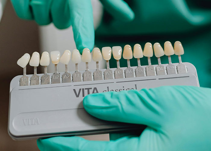 People Are Sharing The Weirdest Things They've Seen At A Friend's House (30 Answers)