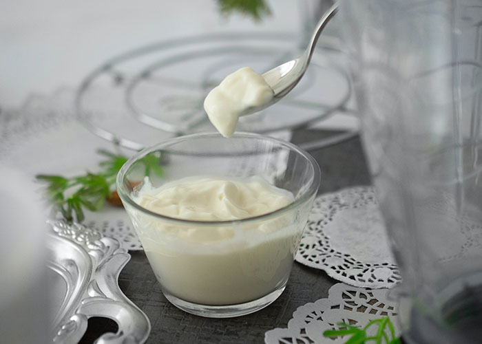 People Are Sharing The Weirdest Things They've Seen At A Friend's House (30 Answers)