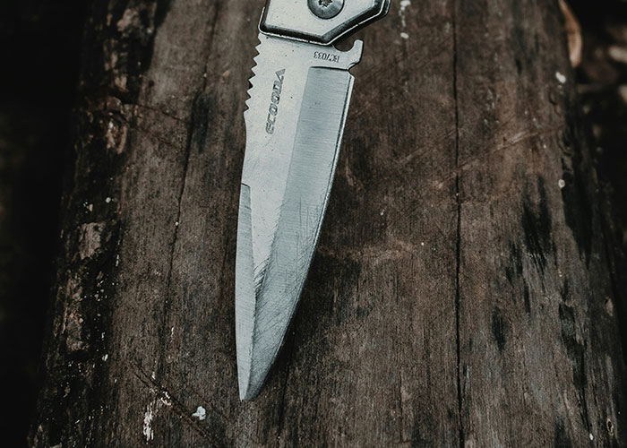 People Are Sharing The Weirdest Things They've Seen At A Friend's House (30 Answers)