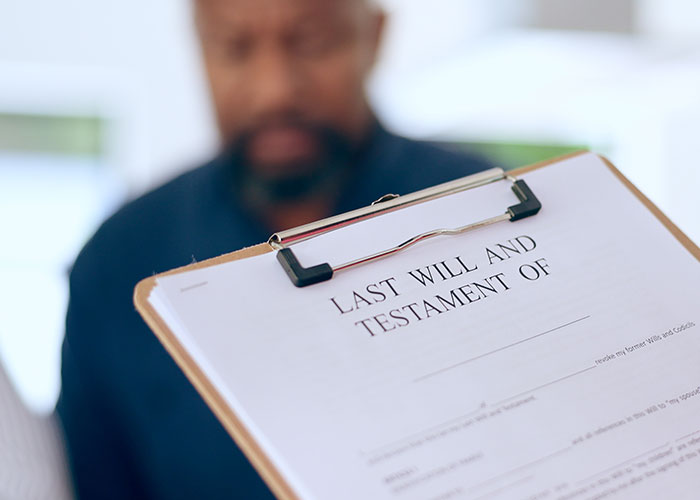 Woman At Breaking Point After Finding Partner&rsquo;s New Will: &ldquo;My Heart Is Broken&rdquo;