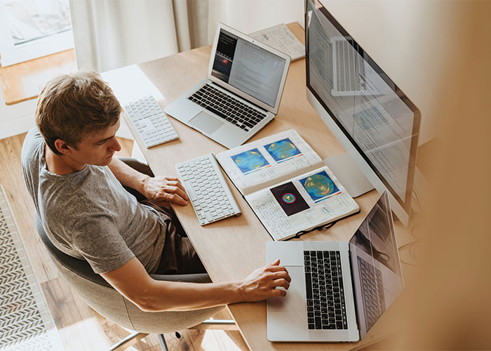 Boss Tells Employee They Won't Be Promoted, Regrets It After They Stop Doing Extra