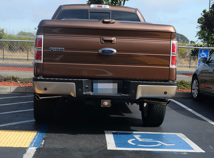 30 People Share The Worst Case Of "Rich Kid Syndrome" They've Ever Seen