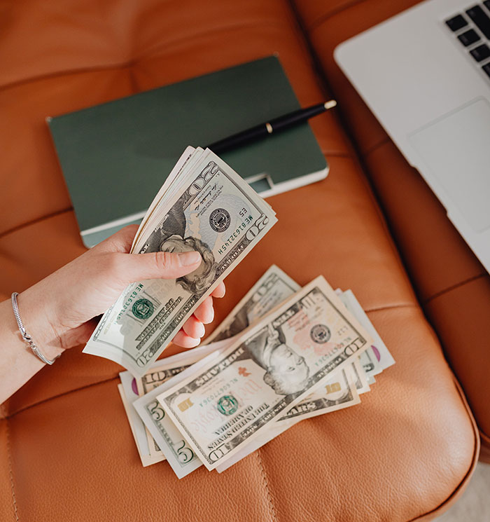 &ldquo;We Can&rsquo;t Afford Anything Else&rdquo;: Woman Explains Why Young People Are Buying Lavish Items