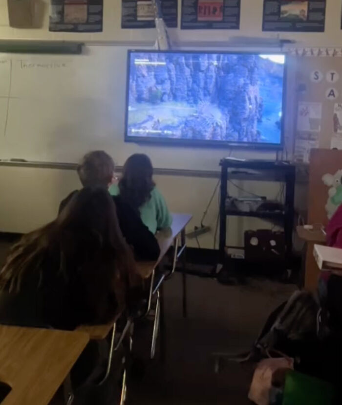 Kids Learn About Ancient Greece With The Help Of Video Game Assassin&rsquo;s Creed In This Teacher&rsquo;s Class