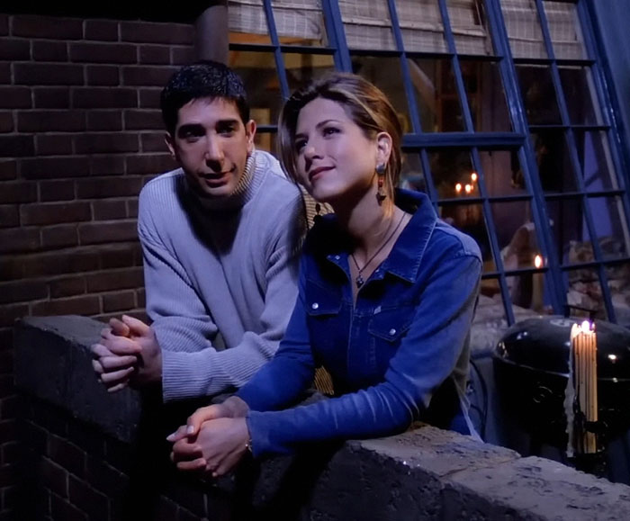 &ldquo;You Gotta Forget Something&rdquo;: Jennifer Aniston Can&rsquo;t Recognize David Schwimmer In Super Bowl Ad