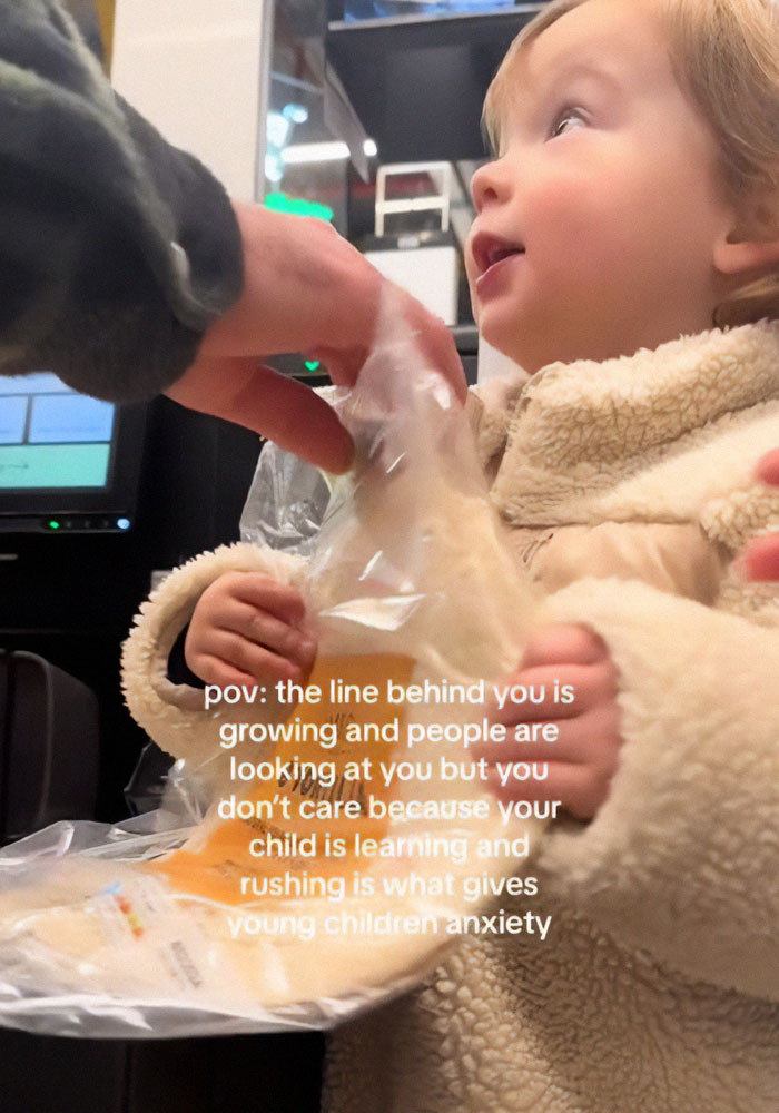 Mom&rsquo;s Teaching Moment With Her Toddler At A Supermarket Checkout Sparks Backlash