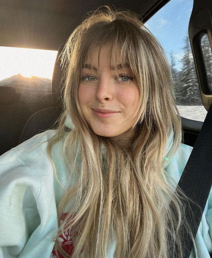 &ldquo;You Have No Worries&rdquo;: 19-Year-Old Lives In Remote Cabin She Rents For $275 A Month