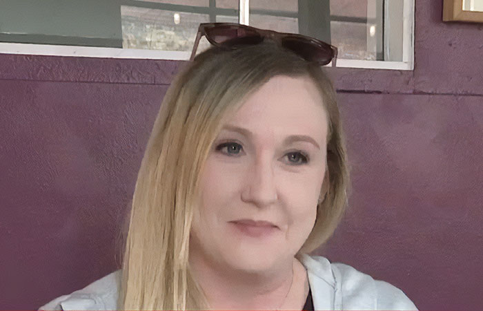 “One Week I’m Amazing, Now I’m Jobless”: Waitress Who Was Tipped $10k Gets Fired “One Week I’m Amazing, Now I’m Jobless”: Waitress Who Was Tipped $10k Gets Fired