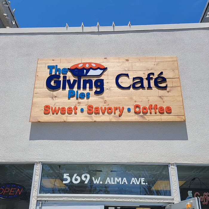 &ldquo;My Hopes Were Shattered&rdquo;: Tesla Cancels $2k Order For 2,000 Pies After Bakery Made Them