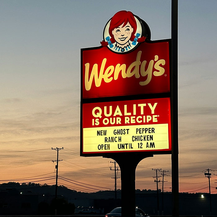 &ldquo;Guests Will Be Very Upset&rdquo;: Experts React To Wendy&rsquo;s New &ldquo;Uber-Style&rdquo; Surge Pricing