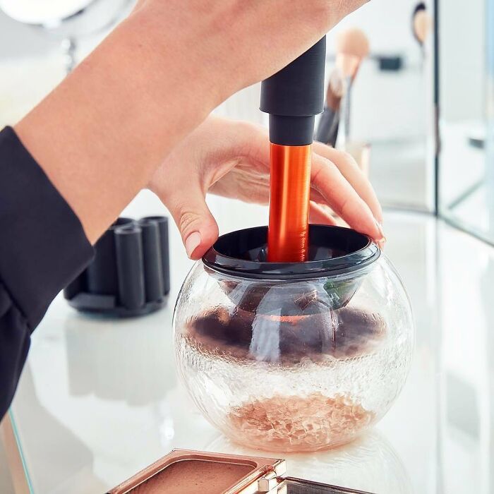 Upgrade Your Beauty Routine With The Makeup Brush Cleaner, Making Brush Cleaning A Breeze And Leaving You With Extra Coffee Time.