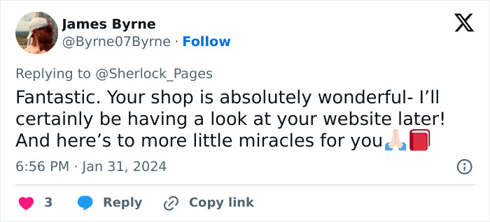 Bookstore Was Making $12 Before Owner Asked The Internet For Help, Was Revived For A New Life