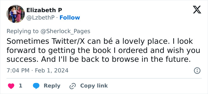 Bookstore Was Making $12 Before Owner Asked The Internet For Help, Was Revived For A New Life