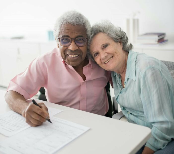 30 Times Rich People Made Such Out-Of-Touch Comments, They Got Shamed Online