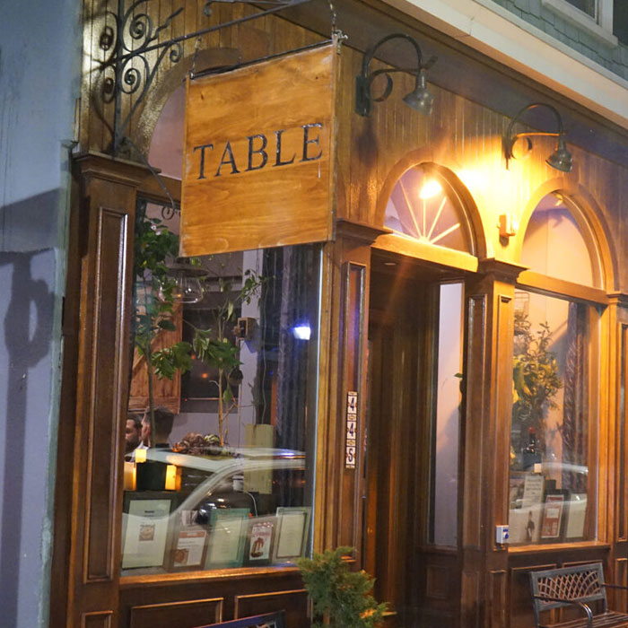 Hospitalized Customer Cancels Dinner Reservation And Restaurant&rsquo;s "Gross" Response Goes Viral