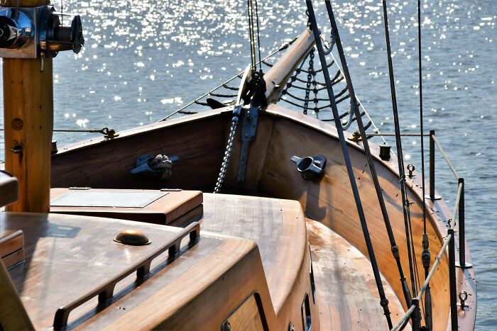 Someone Asked “What Are Some ‘That Was Way Too Close’ Moments In History?“, And 24 Peeps Delivered