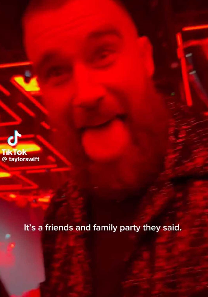 Megan Fox Called Out For Saying She Looks More &ldquo;Expensive&rdquo; Than A Ukrainian Blow-Up Doll