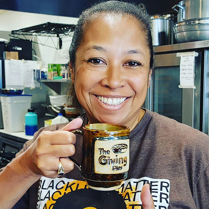 &ldquo;My Hopes Were Shattered&rdquo;: Tesla Cancels $2k Order For 2,000 Pies After Bakery Made Them