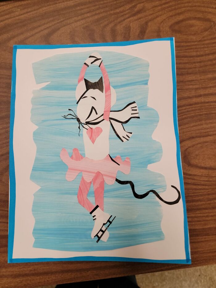 I See Baby Mouse Looking At Me