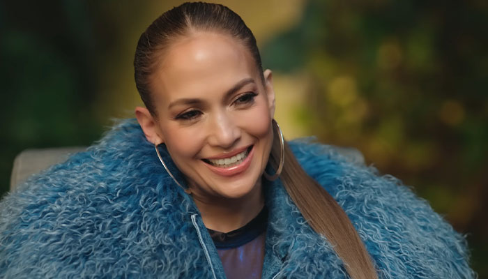 Fans Wonder If Ben Affleck And J.Lo Are Pretending For The Cameras After Love Letter Incident