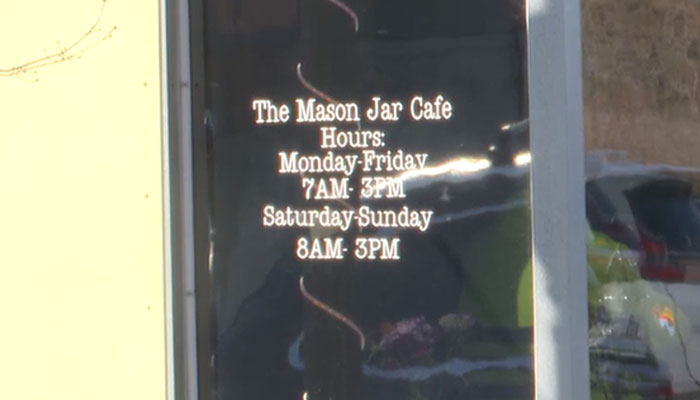 “One Week I’m Amazing, Now I’m Jobless”: Waitress Who Was Tipped $10k Gets Fired “One Week I’m Amazing, Now I’m Jobless”: Waitress Who Was Tipped $10k Gets Fired
