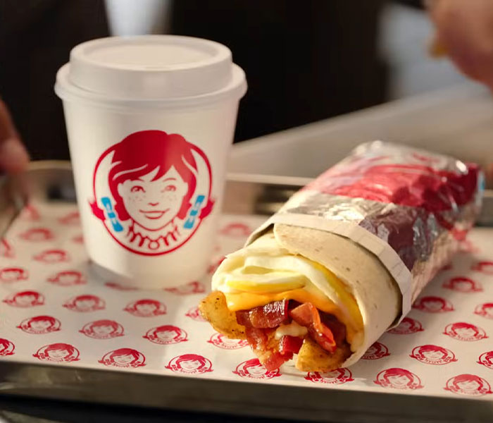 &ldquo;Guests Will Be Very Upset&rdquo;: Experts React To Wendy&rsquo;s New &ldquo;Uber-Style&rdquo; Surge Pricing