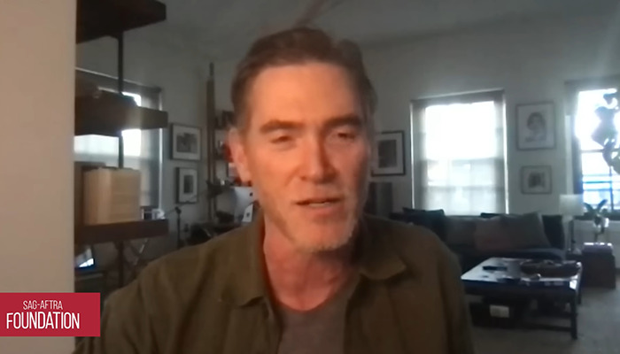 Even Other Actors Are Freaked Out By Pedro Pascal’s “Psychotic” Method For Remembering Lines Even Other Actors Are Freaked Out By Pedro Pascal’s “Psychotic” Method For Remembering Lines