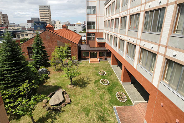 Father Won't Take Any Action Towards Son Over His Fight With 3 Girls At School, Wife Is Livid