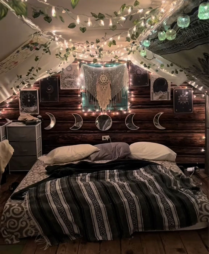 &ldquo;You Have No Worries&rdquo;: 19-Year-Old Lives In Remote Cabin She Rents For $275 A Month