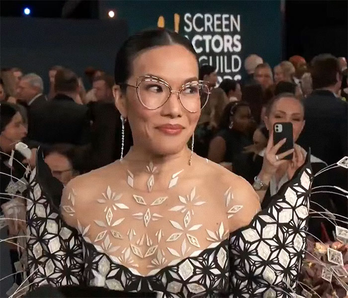 Ali Wong&rsquo;s Dress For The 2024 SAGs Should Have Won Its Own Award