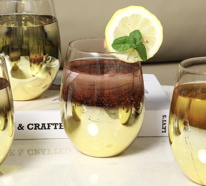 Shine On: Gradient Wine Glasses For Any Occasion
