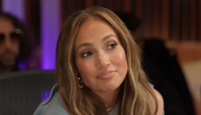 Fans Wonder If Ben Affleck And J.Lo Are Pretending For The Cameras After Love Letter Incident