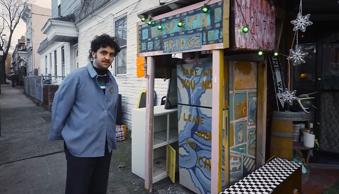Man Living In &ldquo;NYC&rsquo;s Strangest Apartment&rdquo; Shares What Life Inside A Former Laundromat Is Like