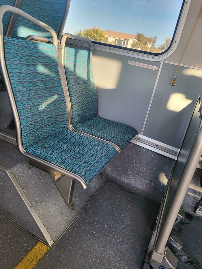 I Like Sitting In Between The Benches On The Bus