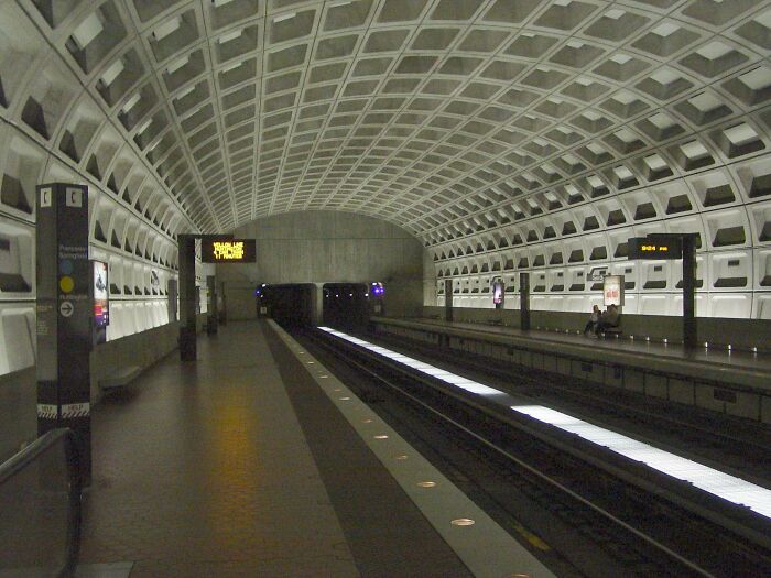 Hope It's Not A Repost, But Literally Any Dc Metro Station Brings The Kubrick Vibes