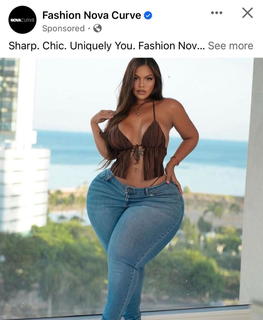 A Completly Natural Unedited Female Figure 