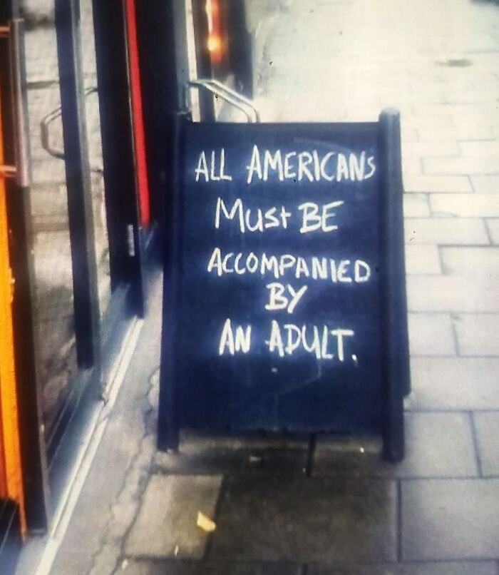 50 Times Signs Were So Funny, People Had To Share Them In This Facebook Group