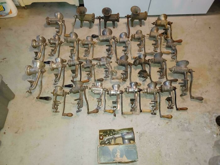 Is This Collection A Red Flag For A Single Millennial?