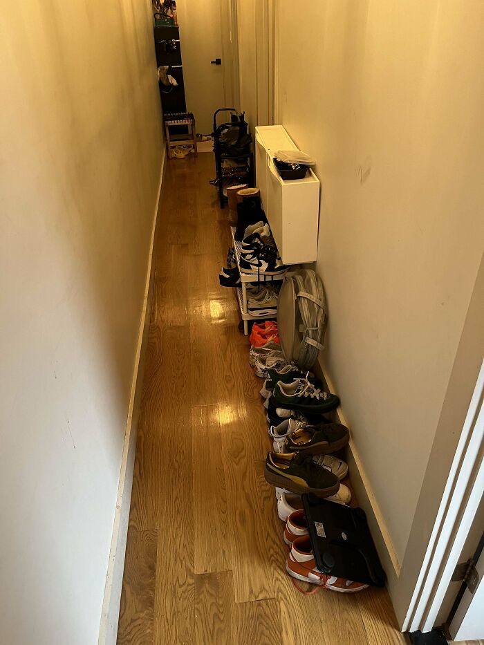 Roommate’s BF Moved In And The Hallway Is Becoming An Extension Of Their Bedroom