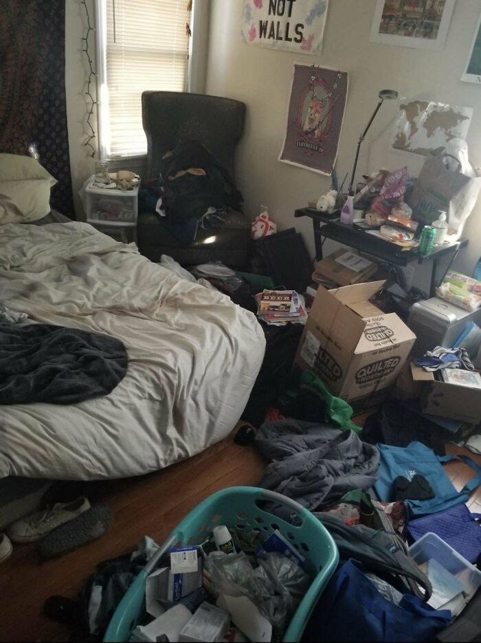 Throwback To My Worst Roommate In College