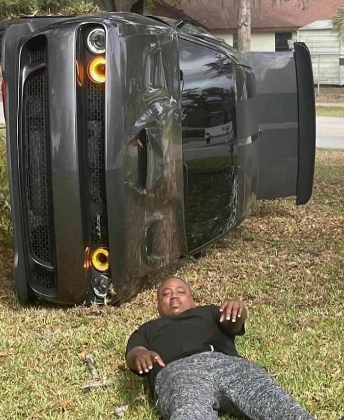 Funny-Unhinged-Images-Go-Hard