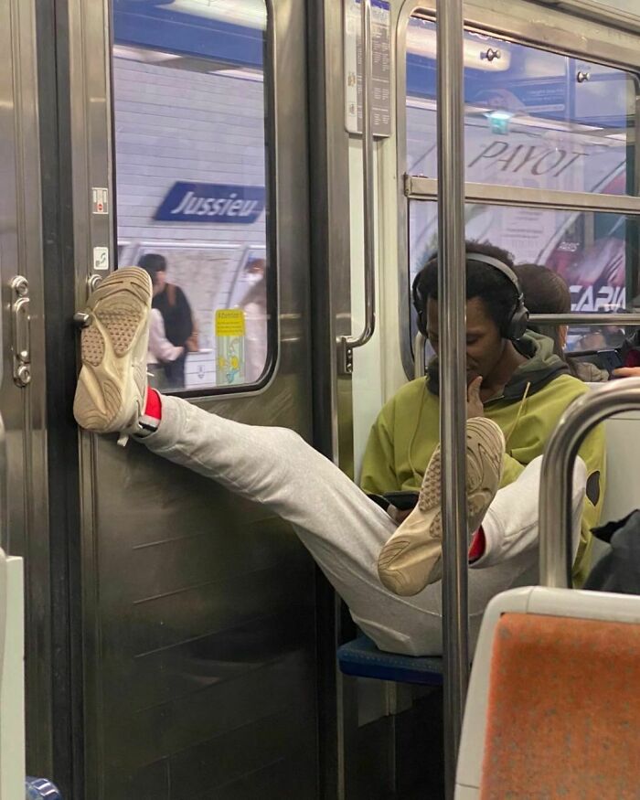 Paris-Subway-Photos