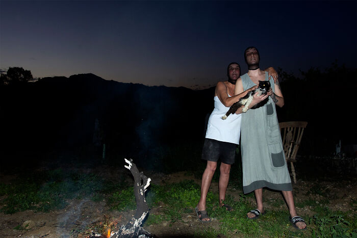 This Is The Weirdest Family Photo Album You Will Ever See (28 Pics)