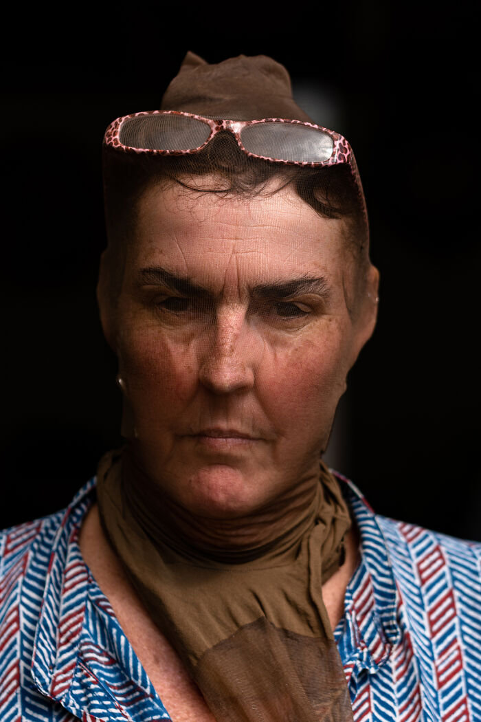 This Is The Weirdest Family Photo Album You Will Ever See (28 Pics)