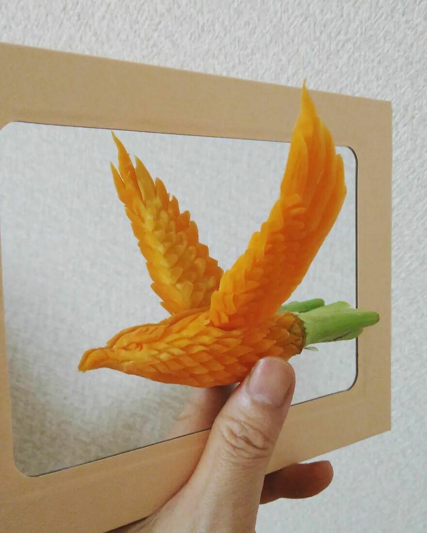 Gaku Carving, A Food Carving Artist, Changes Vegetables And Fruits Into Surprising Artworks (New Pics)