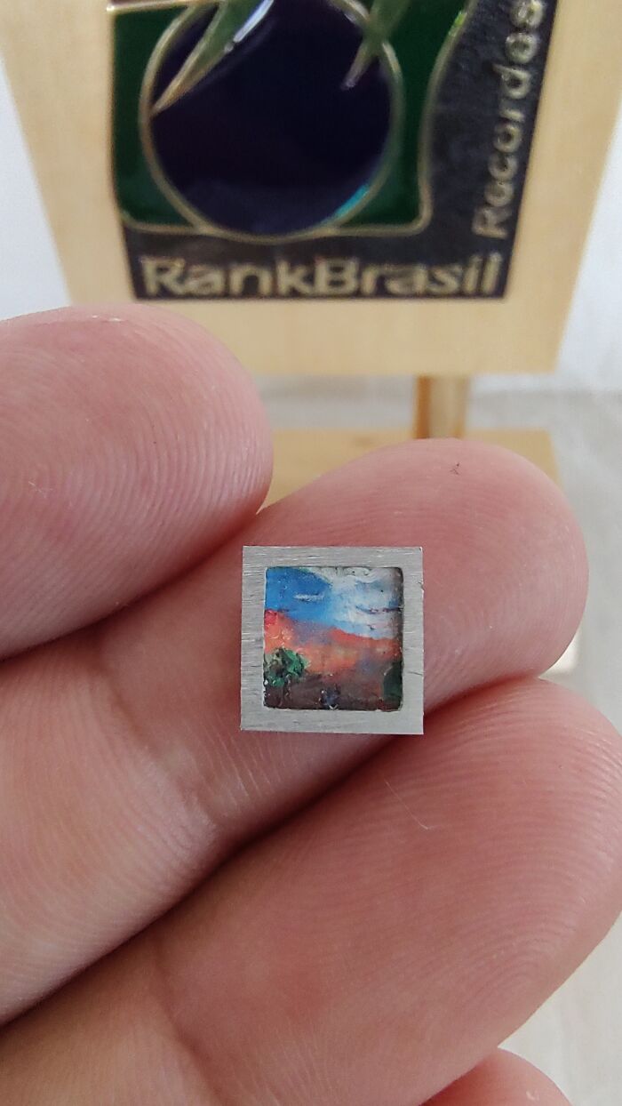 I Create The Smallest Painting In The World (16 Pics)