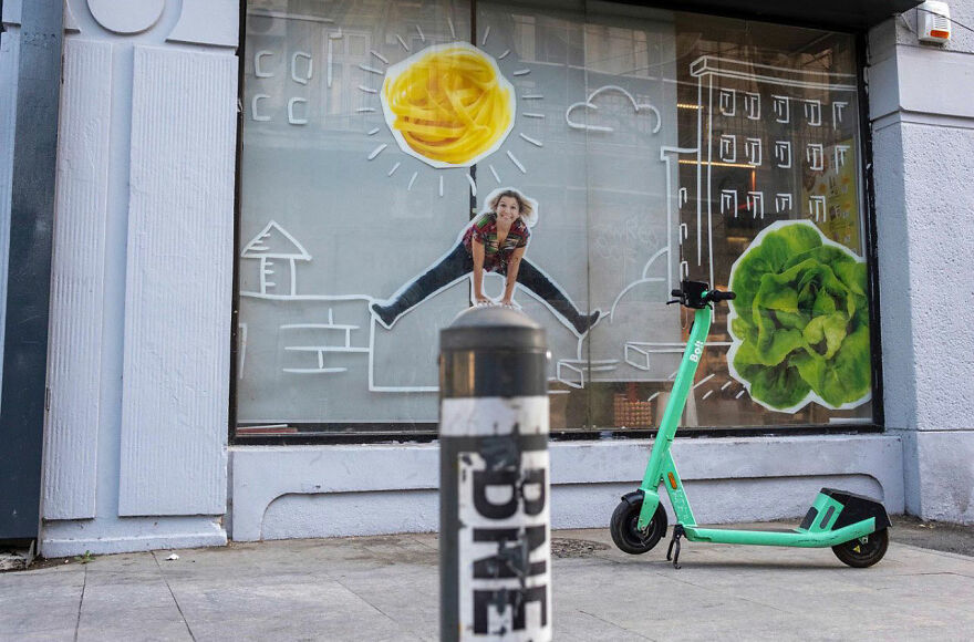 Photographer Serkan Tekin Captures Incredible Coincidences Of Everyday Life On The Streets