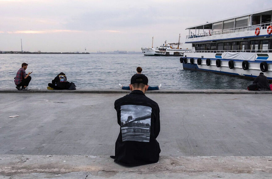 Photographer Serkan Tekin Captures Incredible Coincidences Of Everyday Life On The Streets