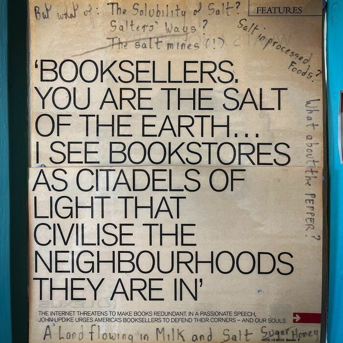 Bookstore Was Making $12 Before Owner Asked The Internet For Help, Was Revived For A New Life